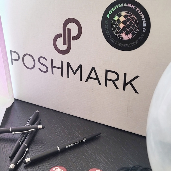 🥳🥳🎂 PoshMark Turns 9!!! 🥳🥳🎂 - Picture 9 of 9